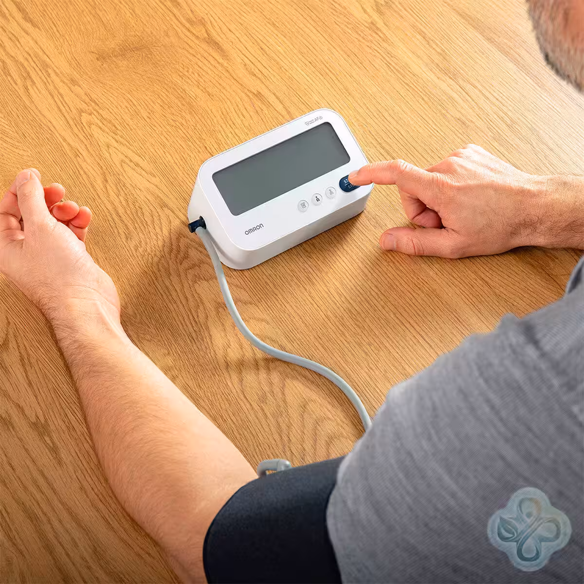 omron-m3comfort-afib-adap-003.jpg